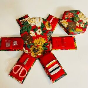 Vintage Floral Foldable Needlecraft Hexagon Storage Box